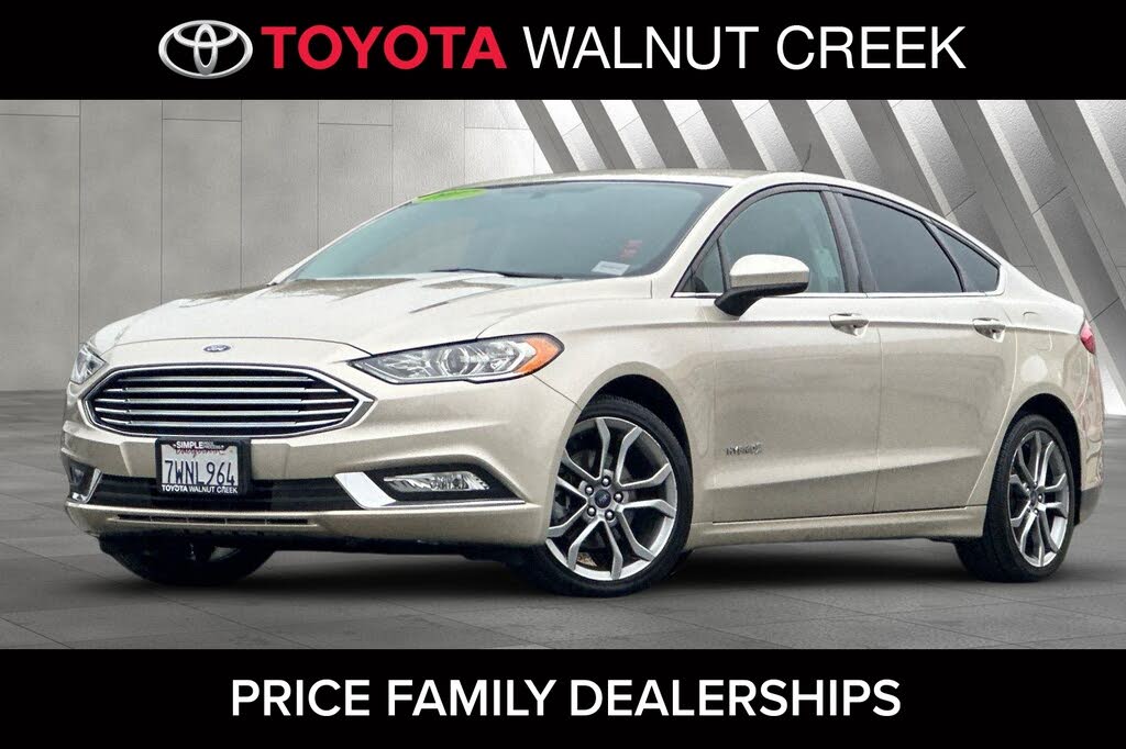 2017 Ford Fusion Hybrid SE FWD
