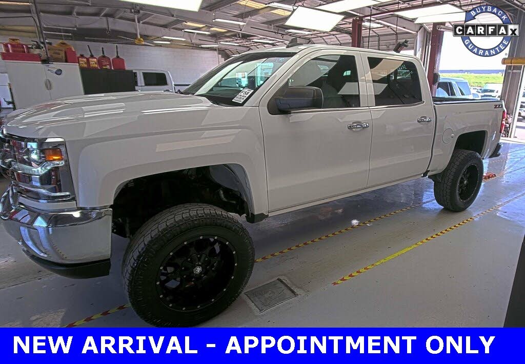 2018 Chevrolet Silverado 1500 LTZ Crew Cab 4WD