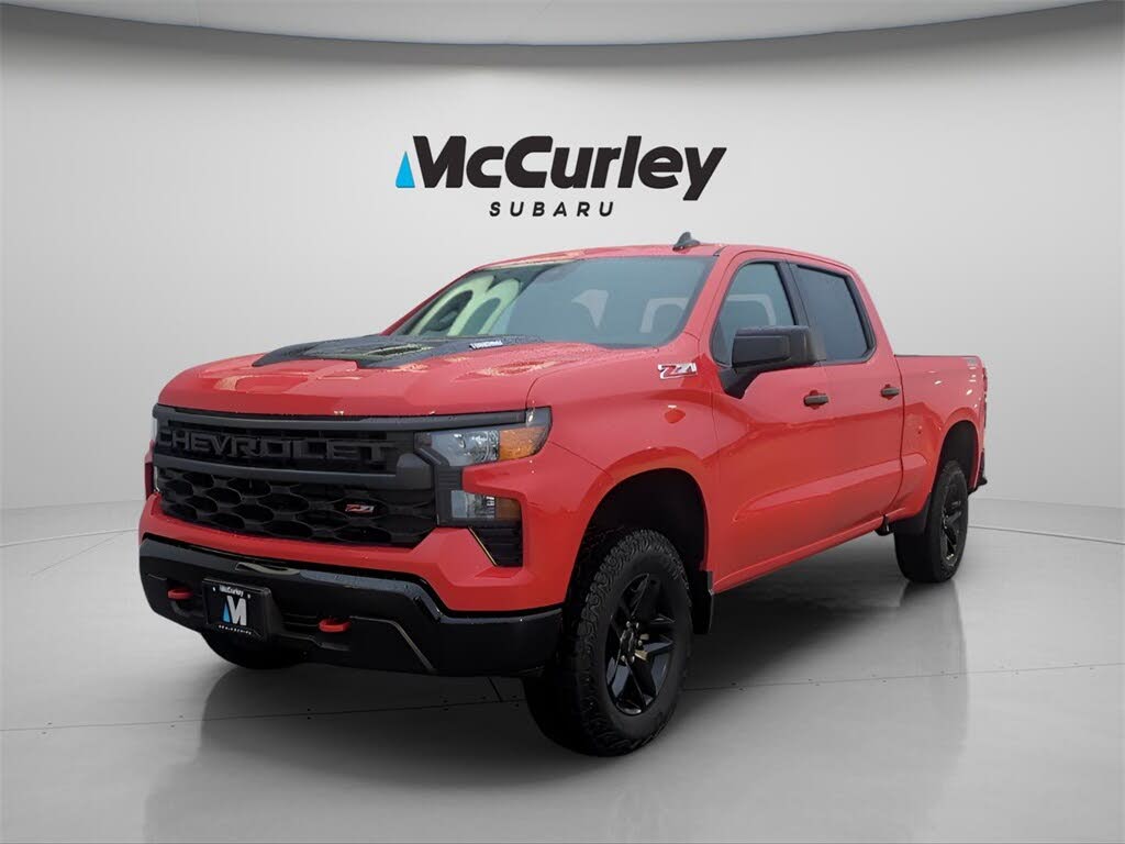 2025 Chevrolet Silverado 1500 Custom Trail Boss Crew Cab 4WD