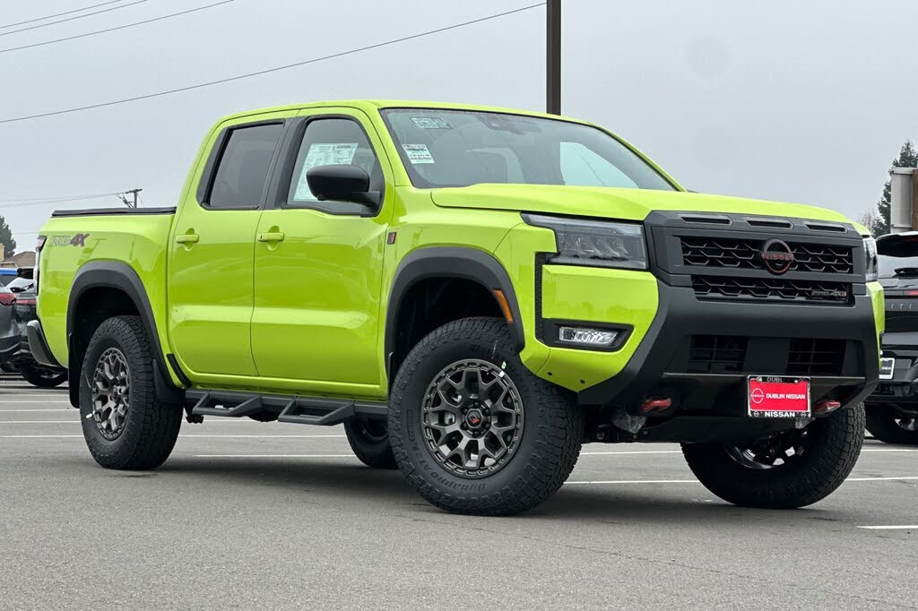 2026 Nissan Frontier PRO-4X Crew Cab 4WD