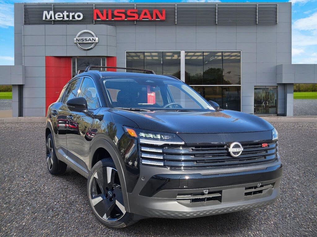 2026 Nissan Kicks SR AWD