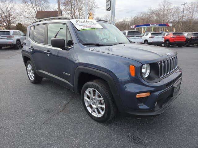 2022 Jeep Renegade Latitude 4WD