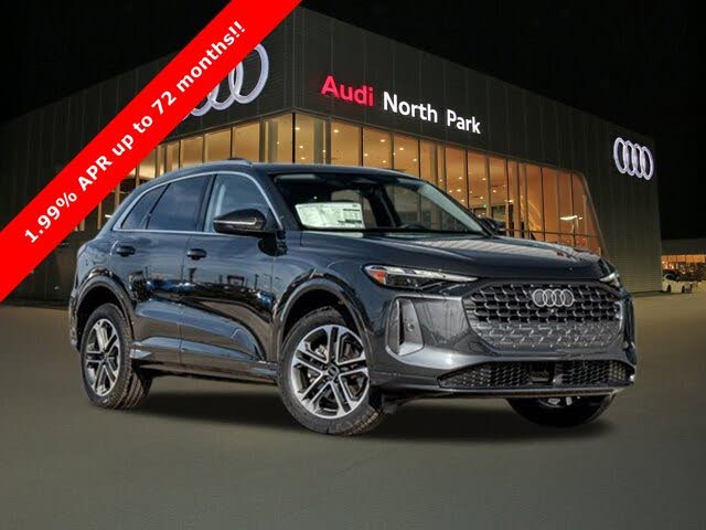 2025 Audi Q5 quattro Premium 40 TFSI