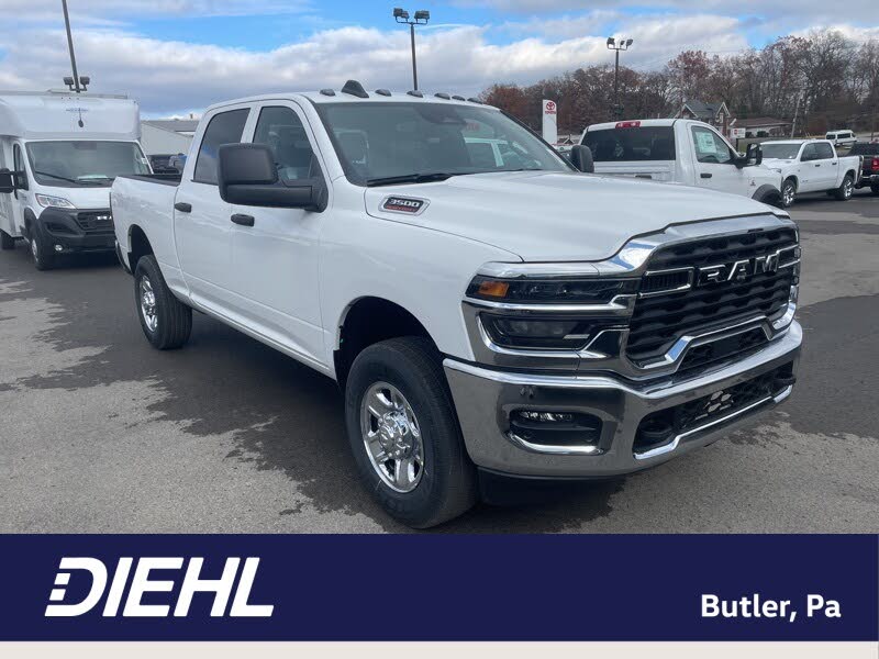 2026 RAM 3500 Tradesman Crew Cab 4WD