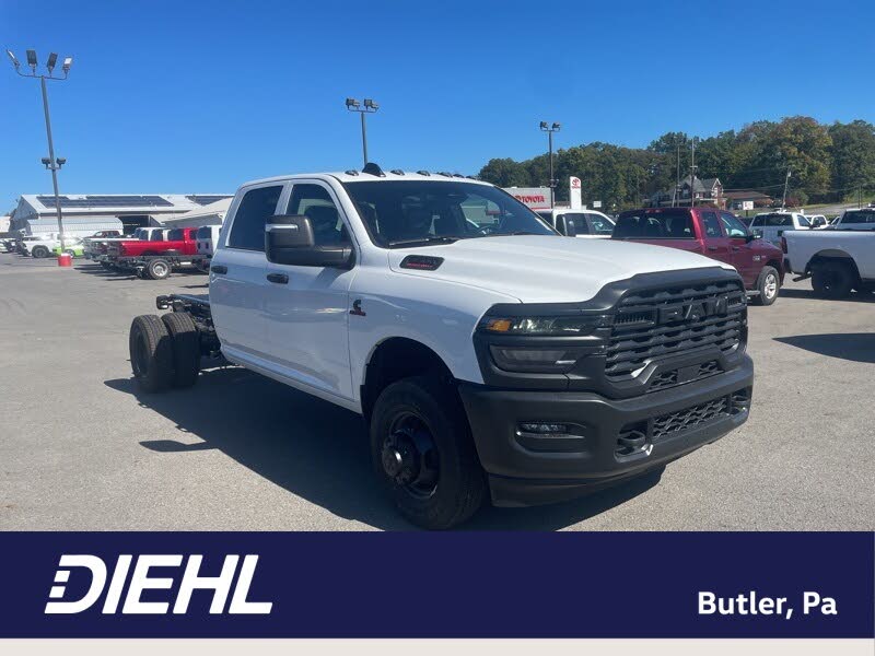 2026 RAM 3500 Chassis Tradesman Crew Cab LB DRW 4WD