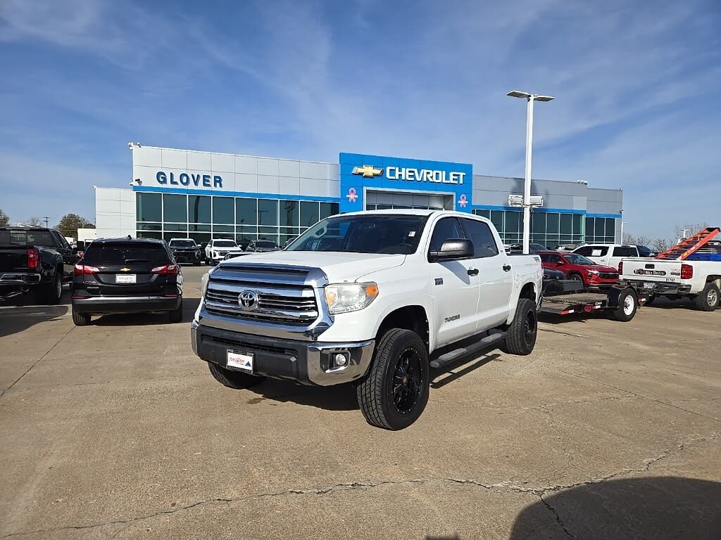 2016 Toyota Tundra SR5 CrewMax 5.7L FFV 4WD