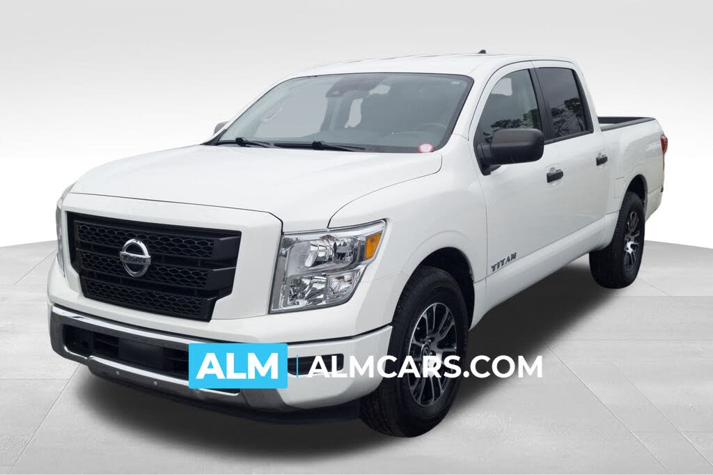 2023 Nissan Titan SV Crew Cab RWD