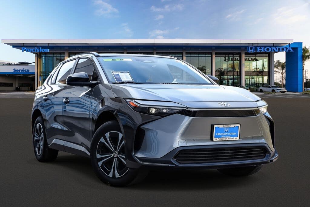 2023 Toyota bZ4X XLE FWD