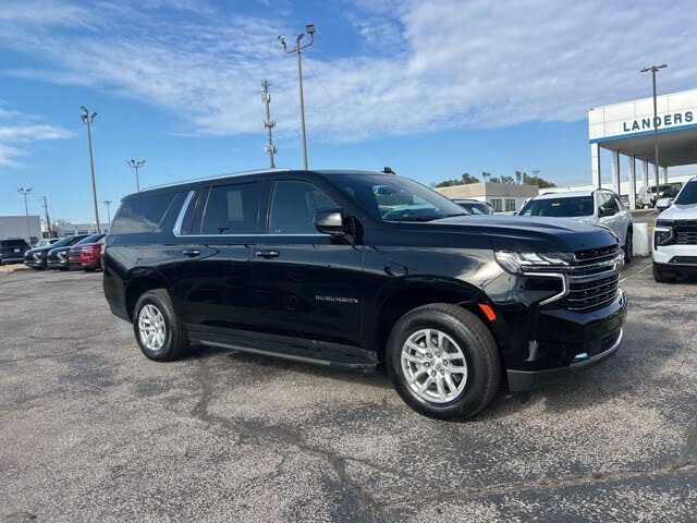2024 Chevrolet Suburban LT 4WD