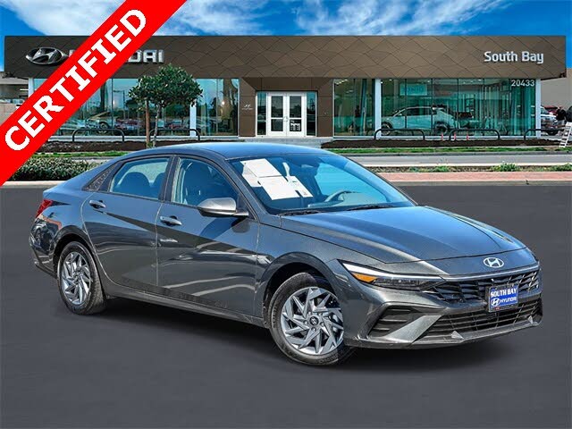 2024 Hyundai Elantra SEL FWD