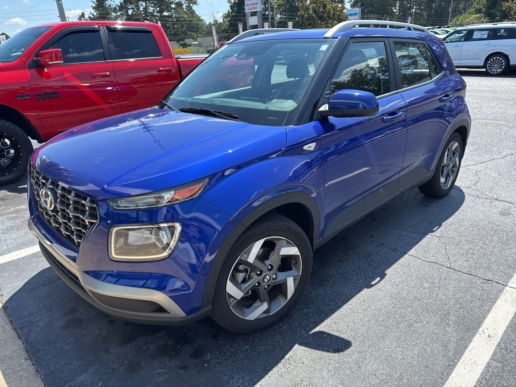 2025 Hyundai Venue SEL FWD