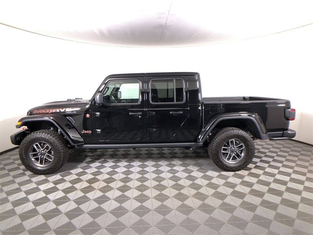2025 Jeep Gladiator Mojave Crew Cab 4WD