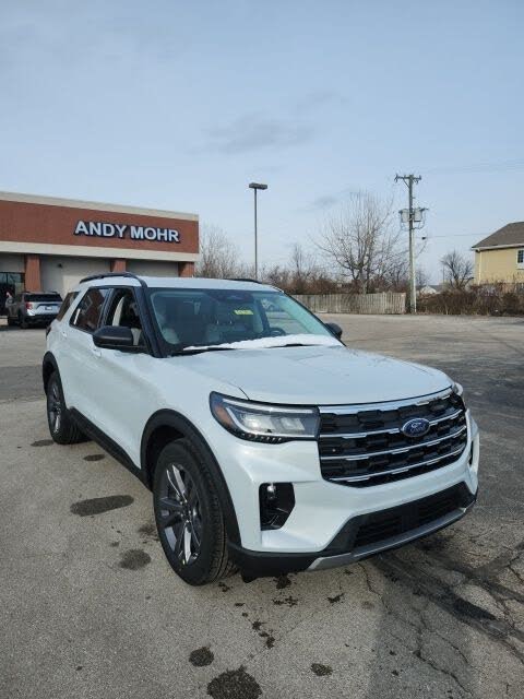 2026 Ford Explorer Active AWD