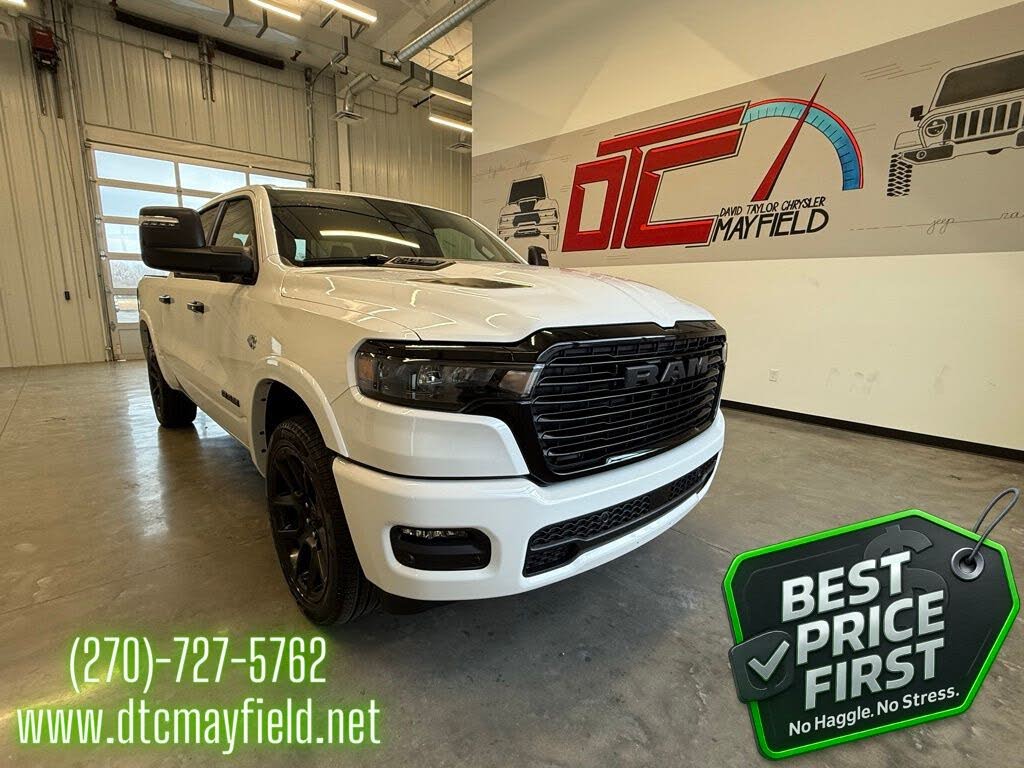 2026 RAM 1500 Laramie Crew Cab 4WD