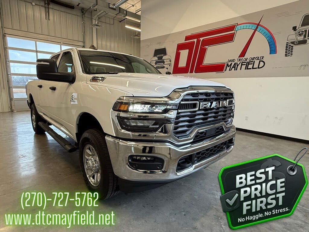 2026 RAM 2500 Tradesman Crew Cab 4WD