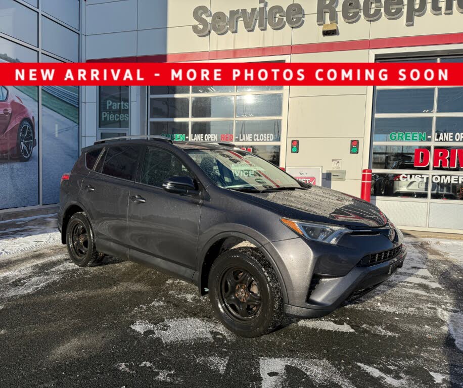2018 Toyota RAV4 LE AWD