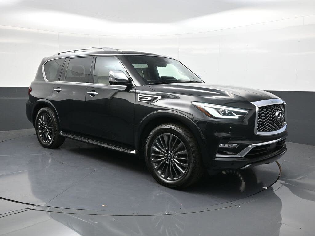 2023 INFINITI QX80 Sensory 4WD