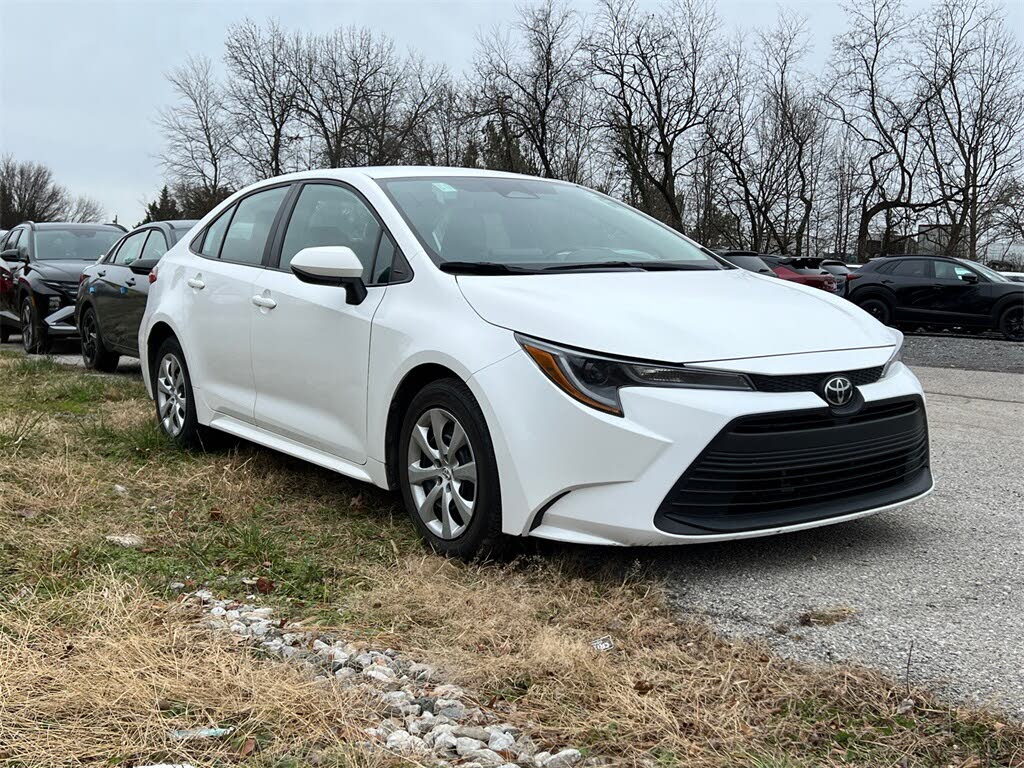 2023 Toyota Corolla LE FWD
