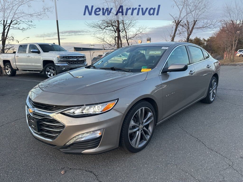 2024 Chevrolet Malibu LT with 2LT FWD