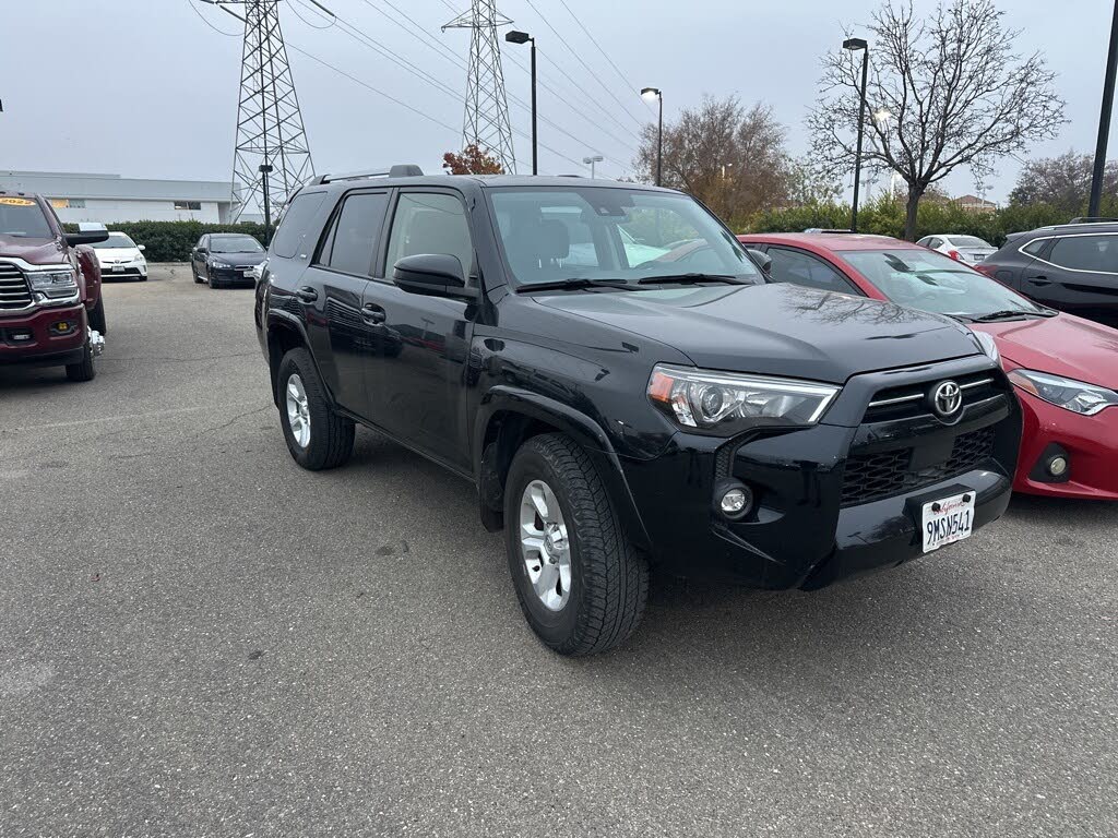 2024 Toyota 4Runner SR5 RWD