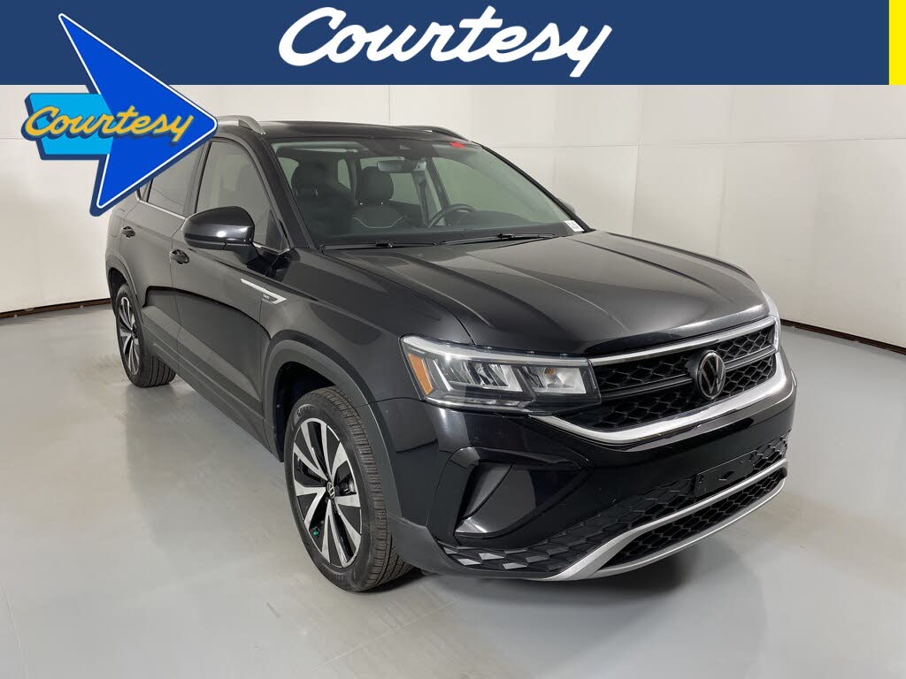 2024 Volkswagen Taos SE FWD