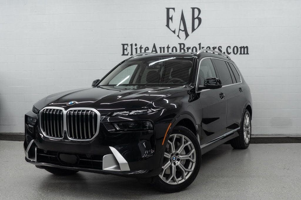 2025 BMW X7 xDrive40i AWD