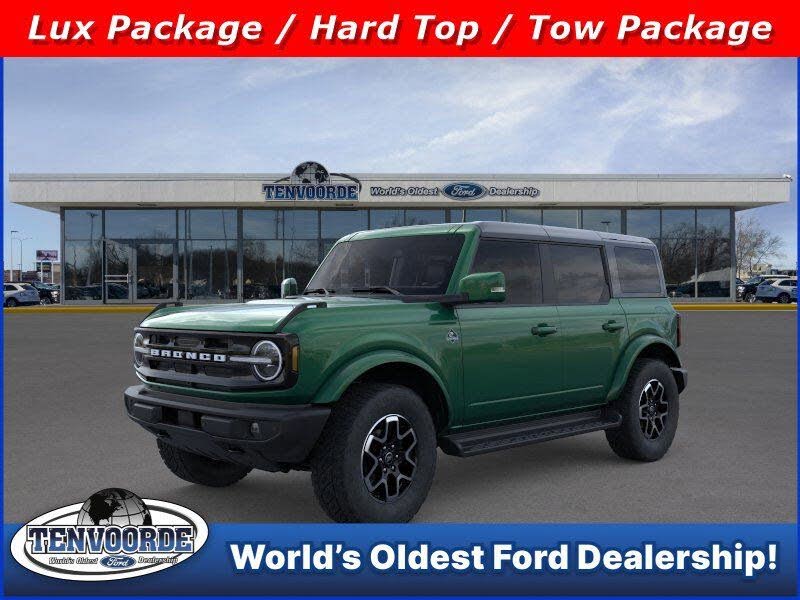 2025 Ford Bronco Outer Banks 4-Door 4WD