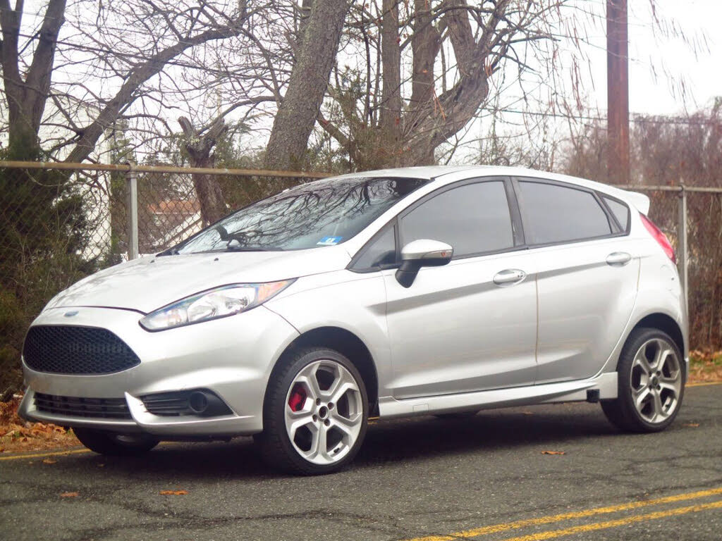 2012 Ford Fiesta SE Hatchback