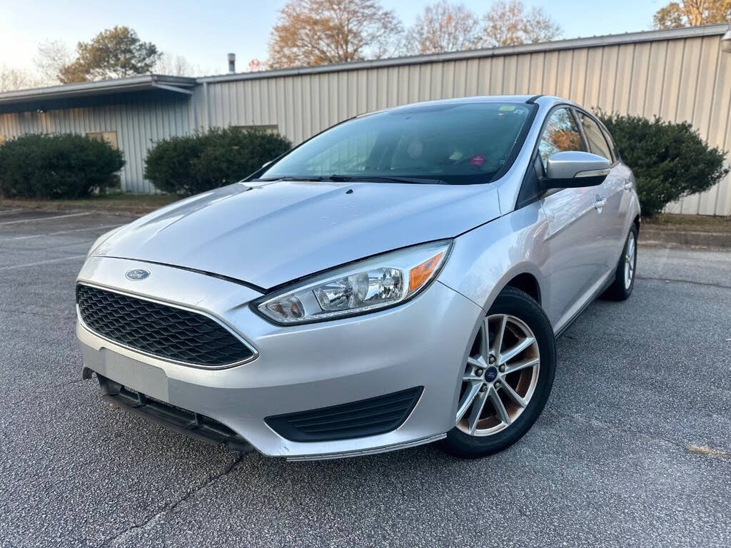 2015 Ford Focus SE Hatchback
