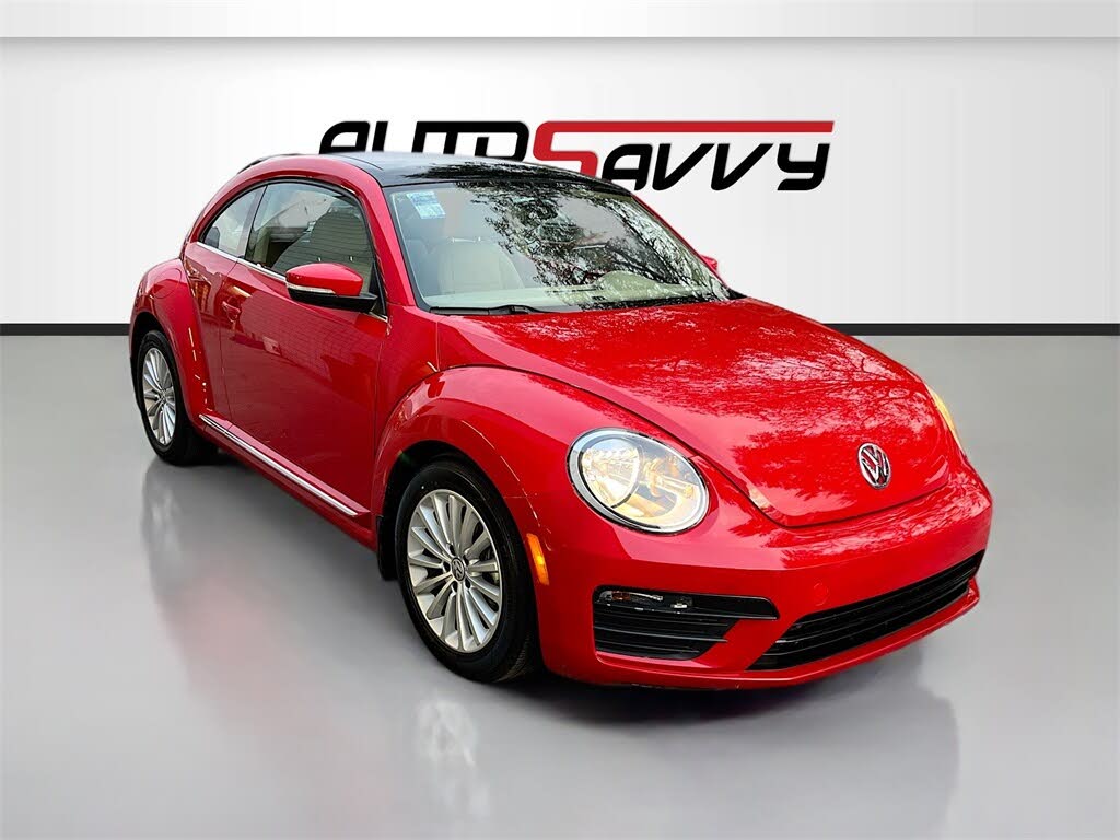 2019 Volkswagen Beetle 2.0T SE Hatchback FWD