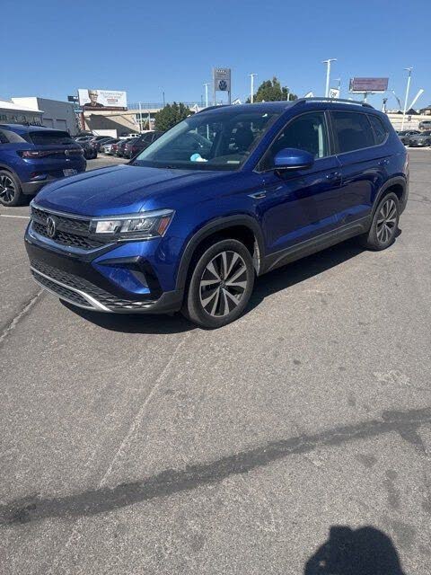 2022 Volkswagen Taos SE 4Motion
