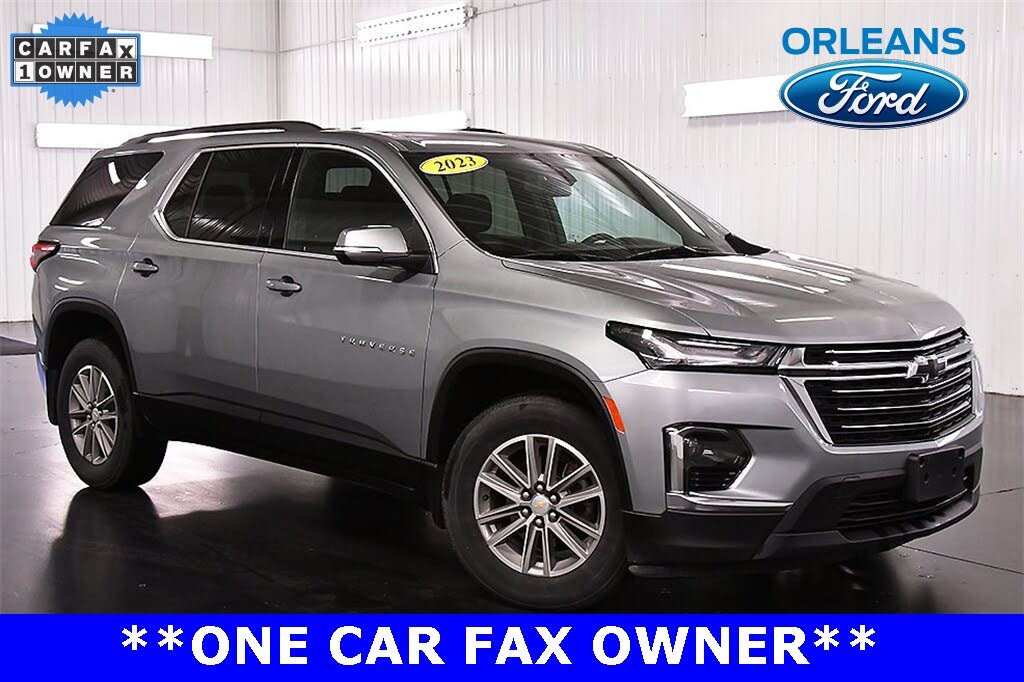 2023 Chevrolet Traverse LT Cloth AWD