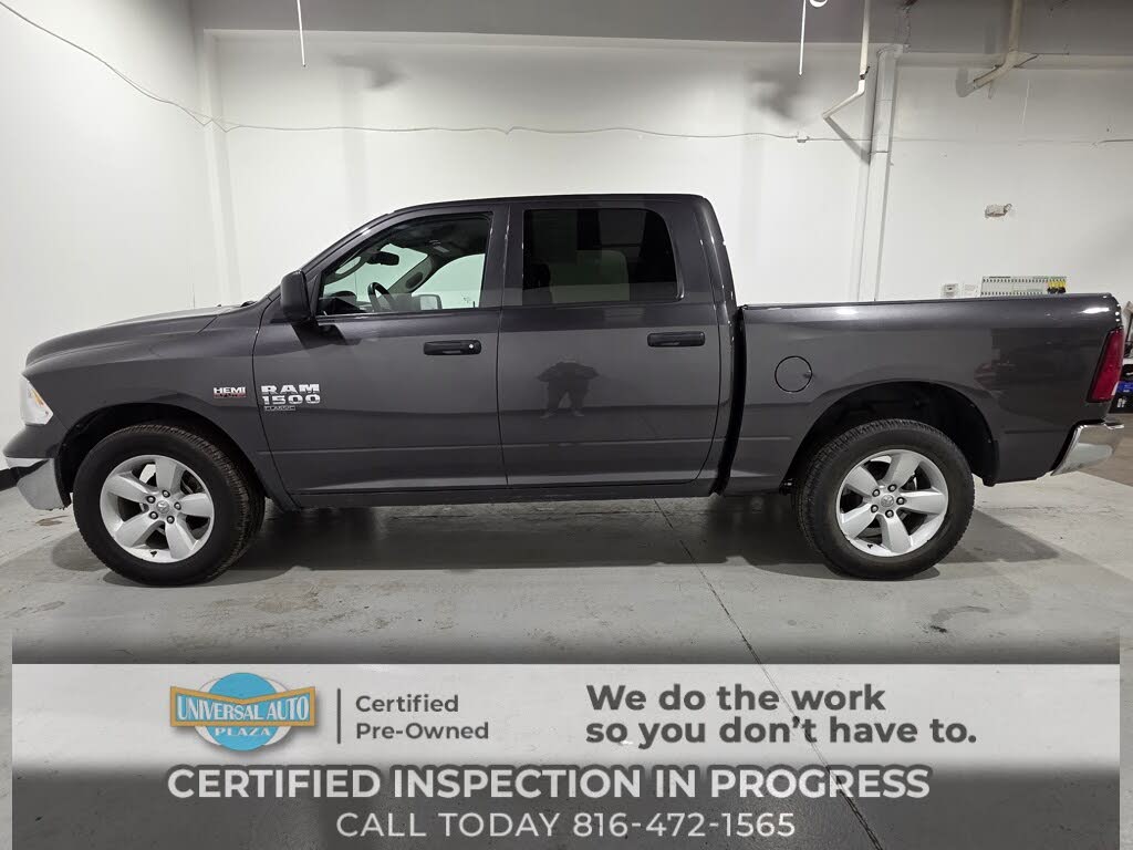 2023 RAM 1500 Classic SLT Crew Cab 4WD