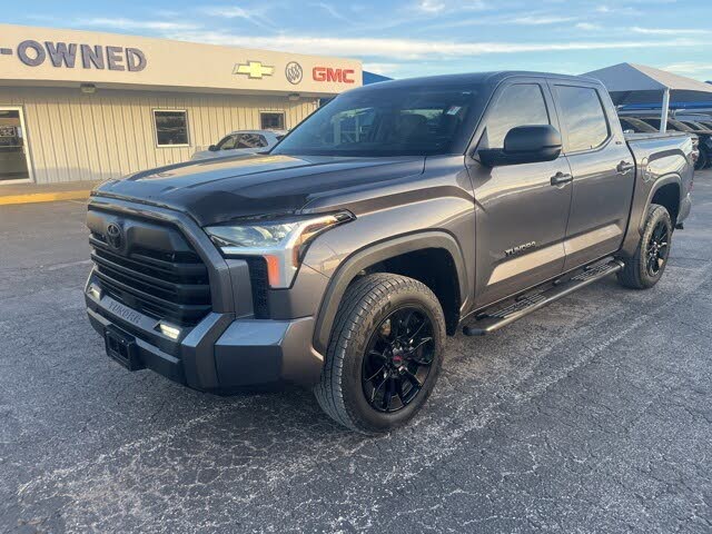 2024 Toyota Tundra SR5 CrewMax Cab 4WD