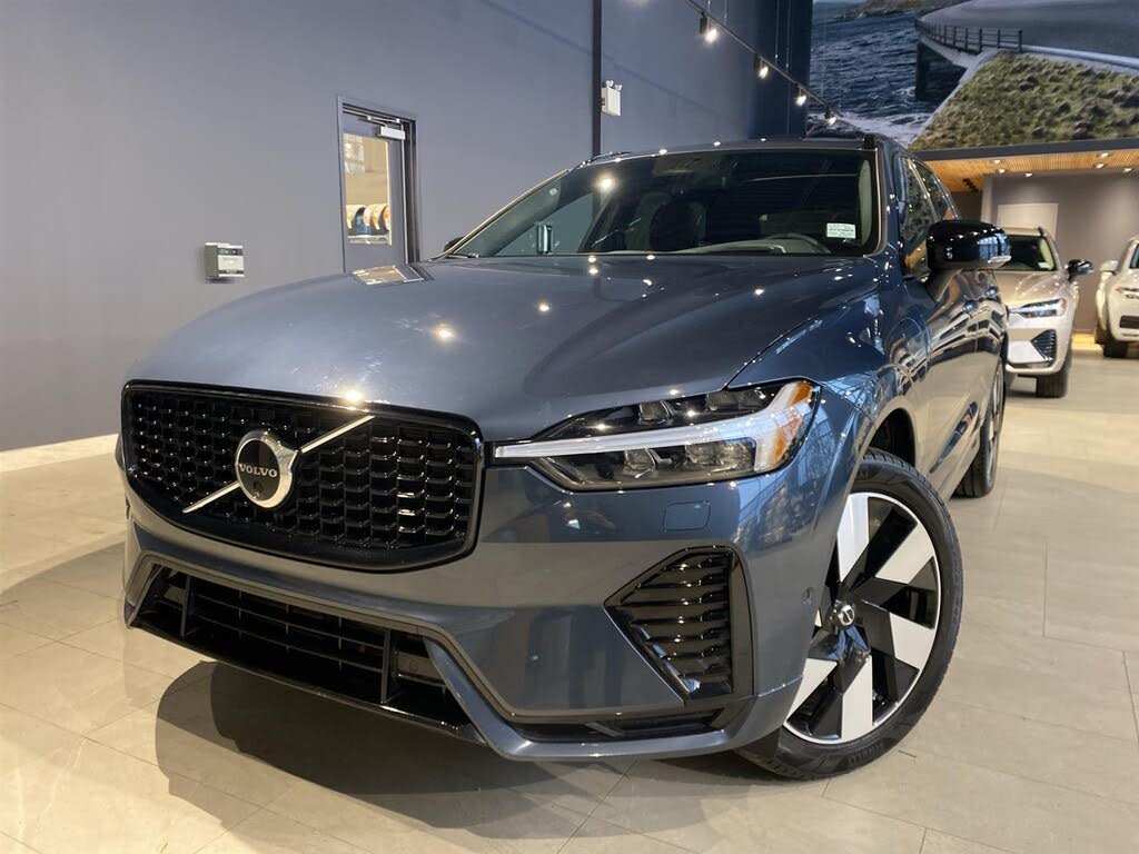 Volvo XC60 Recharge T8 Ultimate Dark Theme eAWD 2024