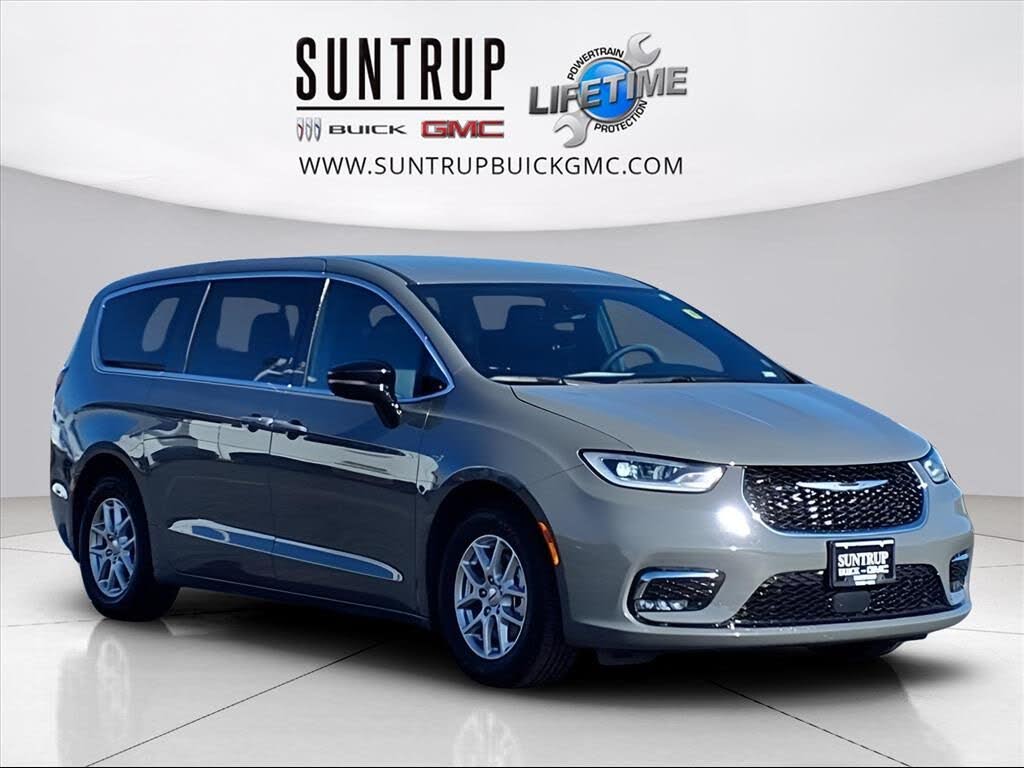 2025 Chrysler Pacifica Select FWD