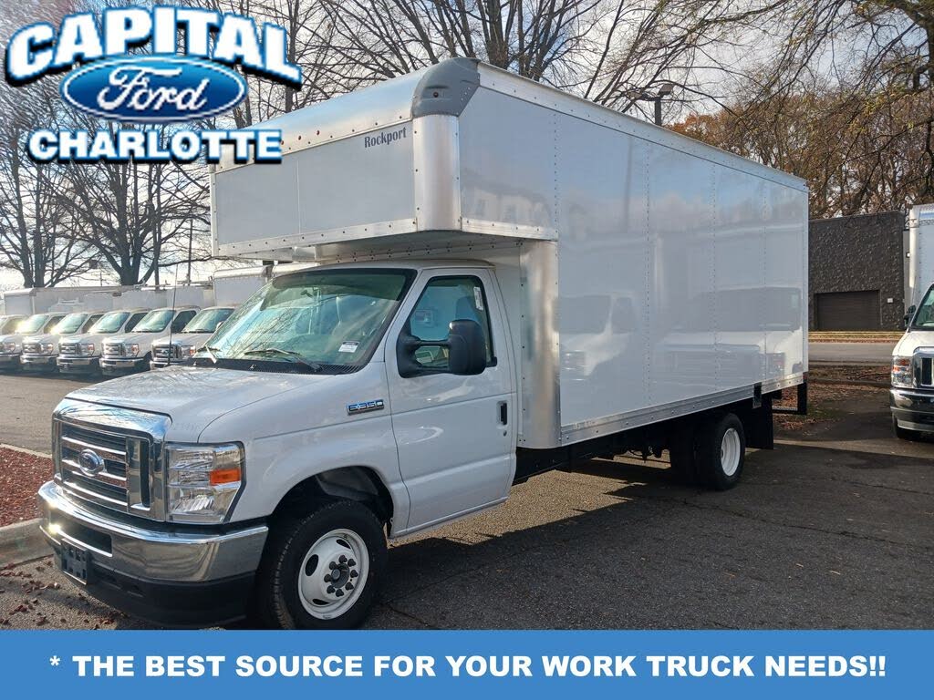 2025 Ford E-Series Chassis E-350 SD Cutaway SB DRW RWD