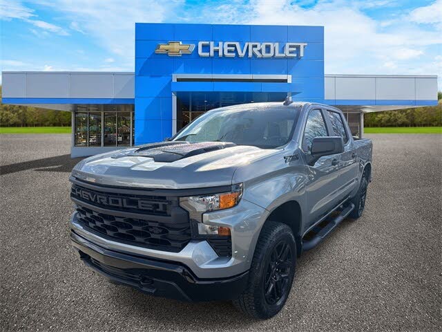 2026 Chevrolet Silverado 1500 Custom Trail Boss Crew Cab 4WD