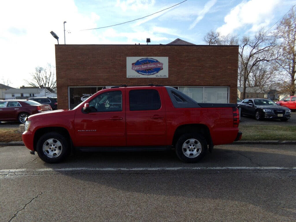 2011 Chevrolet Avalanche LS 4WD