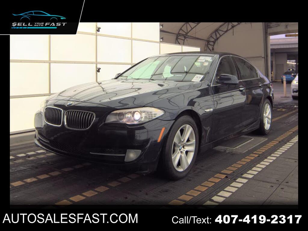 2012 BMW 5 Series 528i Sedan RWD