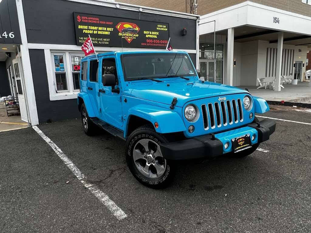 2017 Jeep Wrangler Unlimited Sahara 4WD
