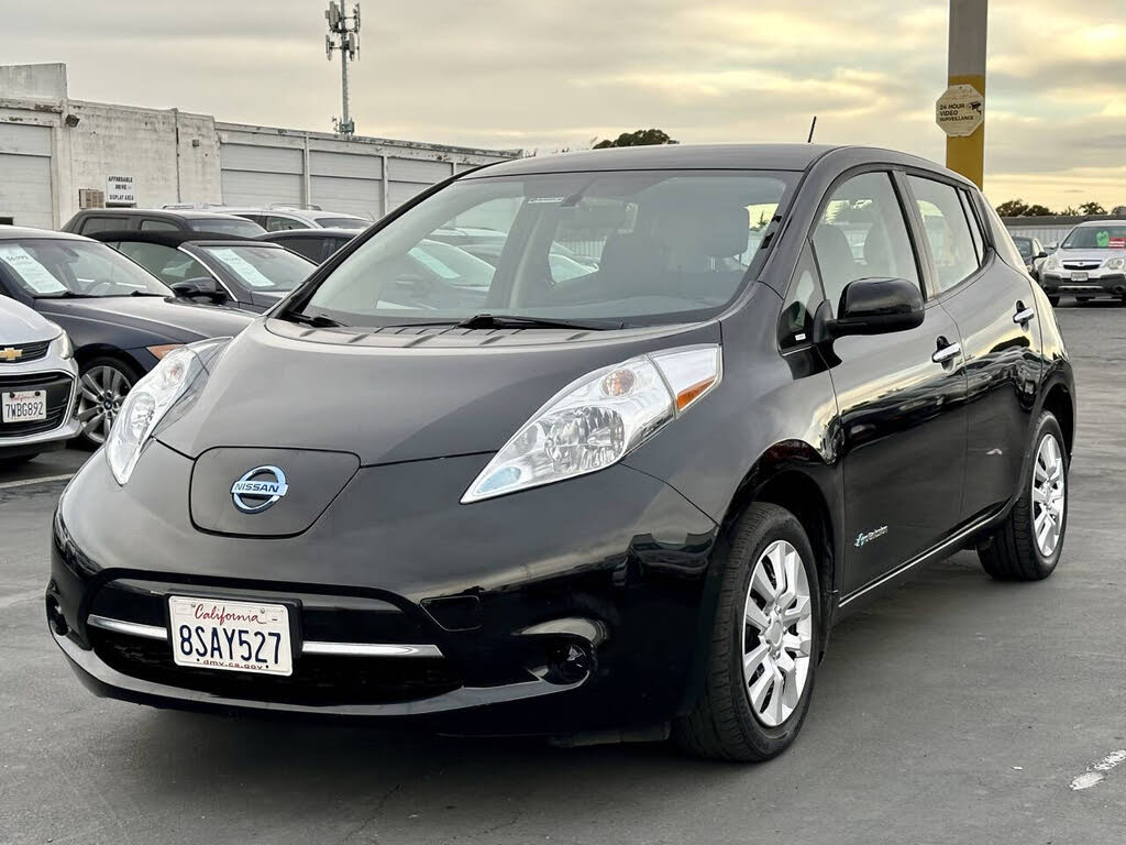 2017 Nissan LEAF S