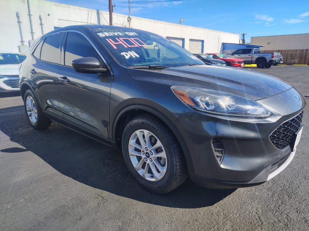 2020 Ford Escape SE FWD