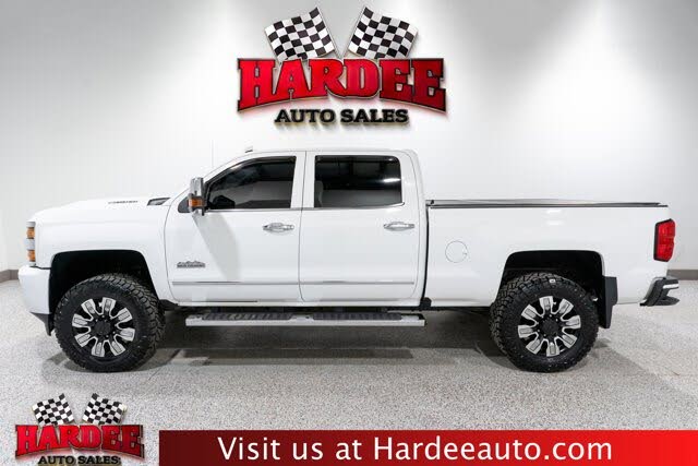 2017 Chevrolet Silverado 2500HD High Country Crew Cab 4WD