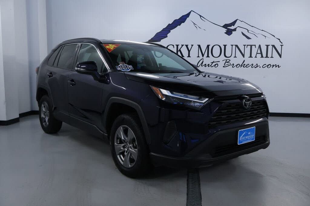 2024 Toyota RAV4 XLE AWD