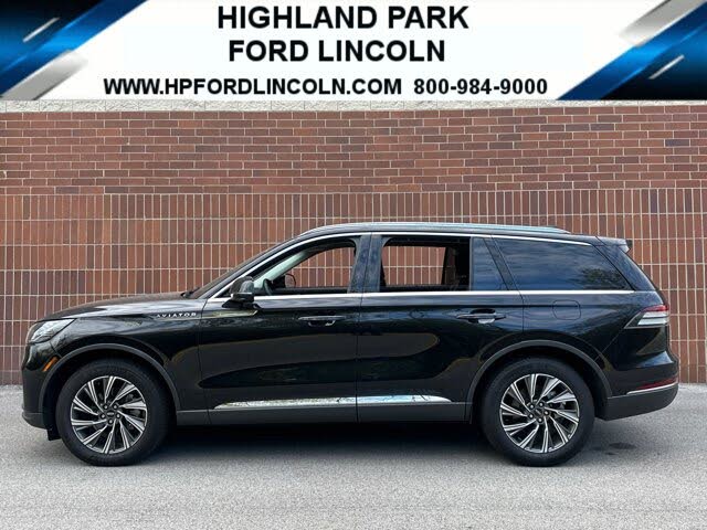 2025 Lincoln Aviator Livery AWD