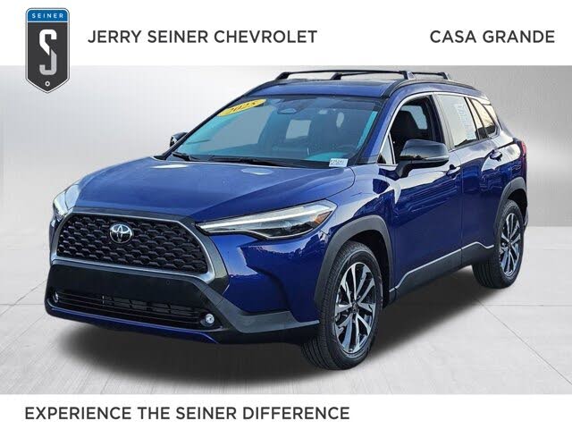 2025 Toyota Corolla Cross XLE FWD