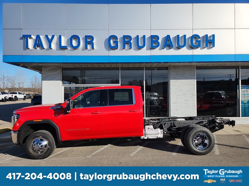 2026 GMC Sierra 3500HD Chassis SLE Crew Cab 4WD