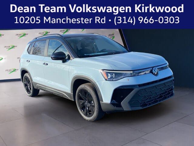 2026 Volkswagen Taos SE Black FWD