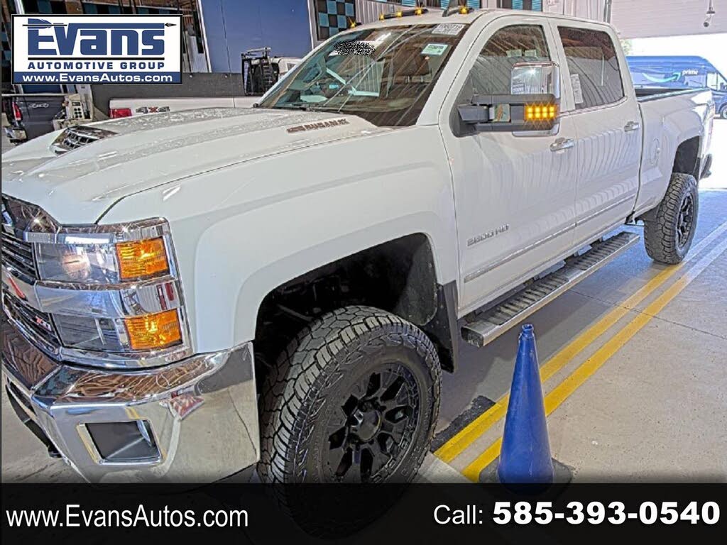 2017 Chevrolet Silverado 2500HD LTZ Crew Cab 4WD